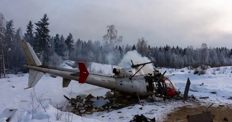 Rusiyada helikopter qəzaya uğradı Ölən var