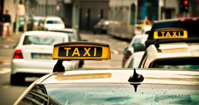 Taksi qiymətlərini süni şəkildə artıran kimlərdir? XƏBƏRDARLIQ