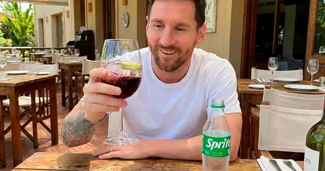 “TikTok”da çox vaxt keçirirəm və şərabı “Sprite”la içirəm” Messi