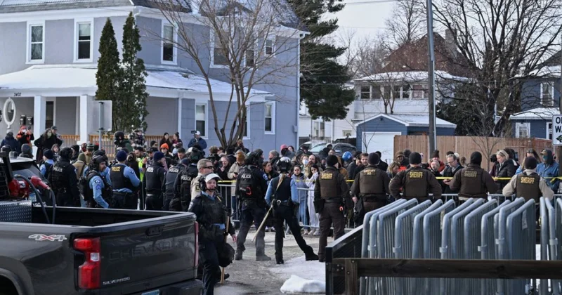 Миннеаполис взорвался: сотрудники иммиграционной службы застрелили женщину видео