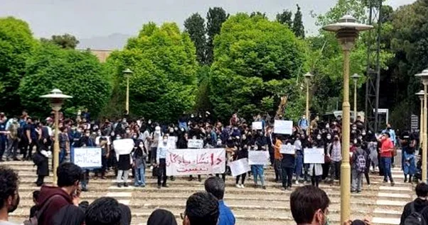 Ekspert İrandakı etirazların niyə təhlükəli olduğundan danışıb