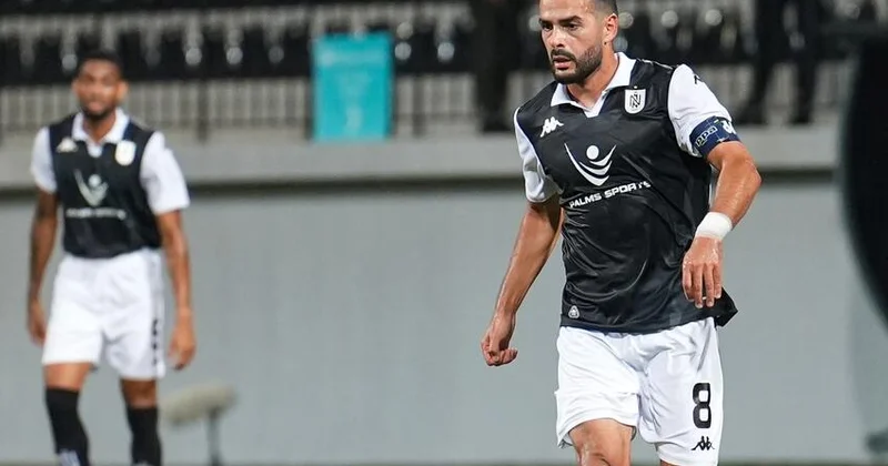 Emin, bu, kapitana yaraşan hərəkət deyil!