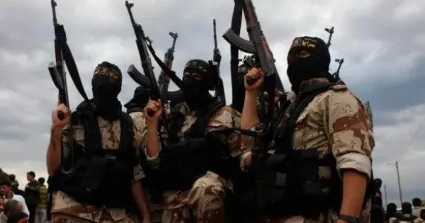 İranda polis zabiti öldürüldü