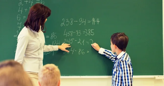 Niyə müəllimlik peşəsi əvvəlki nüfuzunu itirməyə başlayıb?