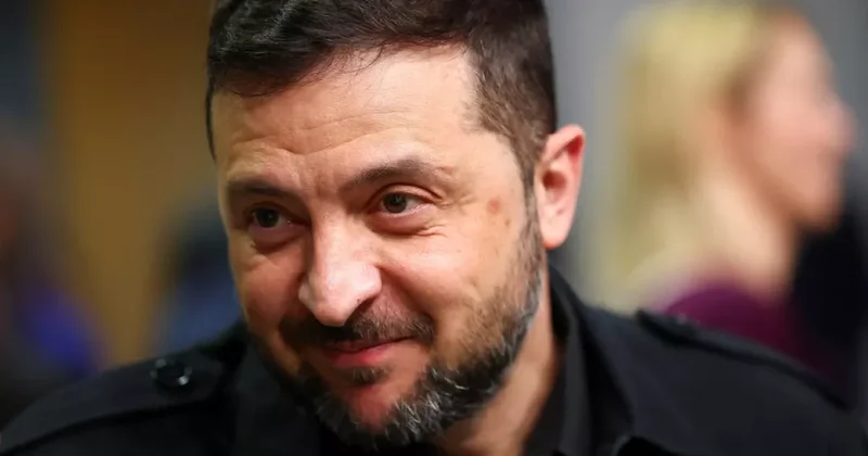 Зеленский: Украина не избегает сложных вопросов, мир должен быть достойным