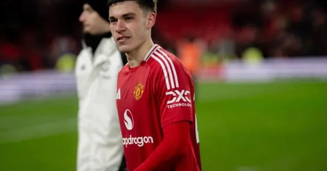 Mançester Yunayted dən Ayaks a keçə bilər