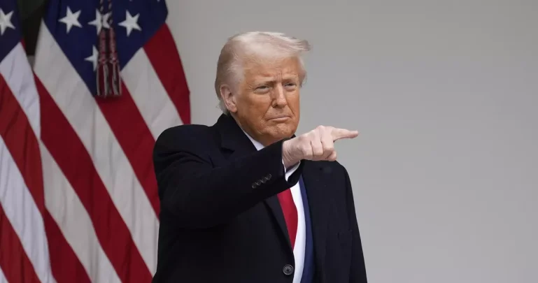 Tramp dörd dövlətin agentlərinin Venesueladan çıxarılmasını tələb edir