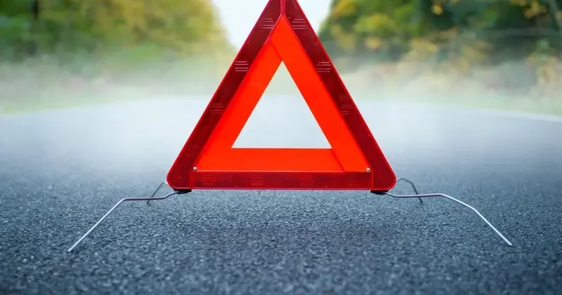 Xəzər rayonunda iki avtomobil toqquşub Ölən var