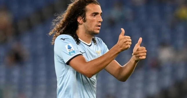 Fənərbaxça ulduz futbolçunun transferinə yaxındır