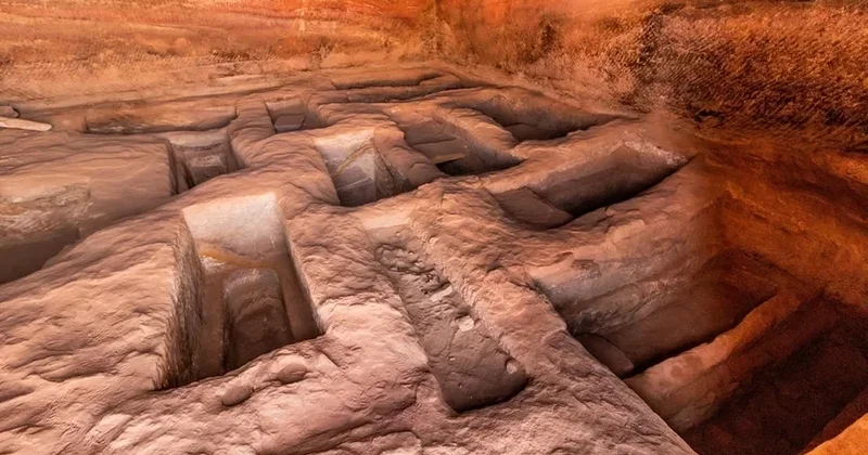 В Китае нашли более 30 гробниц возрастом около 3 тысяч лет