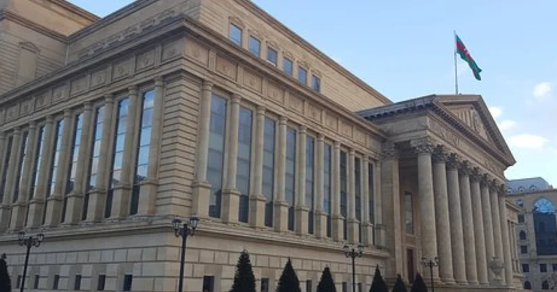 Верховный суд отказал покушавшемуся на Фазиля Мустафу