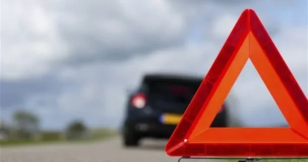 Salyanda mikroavtobus minik avtomobili ilə toqquşub, doqquz nəfər xəsarət alıb