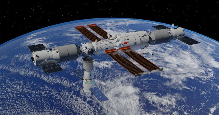 Çin kosmik stansiyasında litium ion akkumulyatorları ilə təcrübə aparılıb