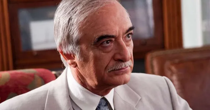 Polad Bülbüloğlu Malaxovun verilişində...