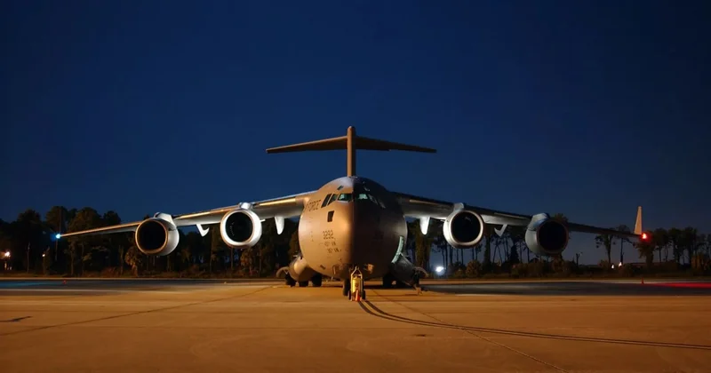 ABŞ Yaxın Şərqə hərbi təyyarələr göndərdi