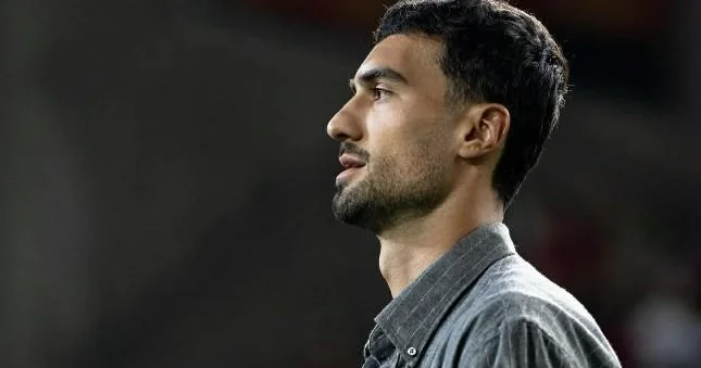 Mahir öz durumundan danışdı