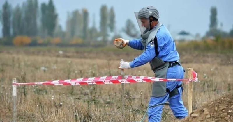 Minaaxtaran minaya düşdü