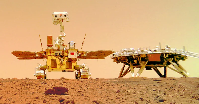 Китайские ученые установили, когда на Марсе была вода