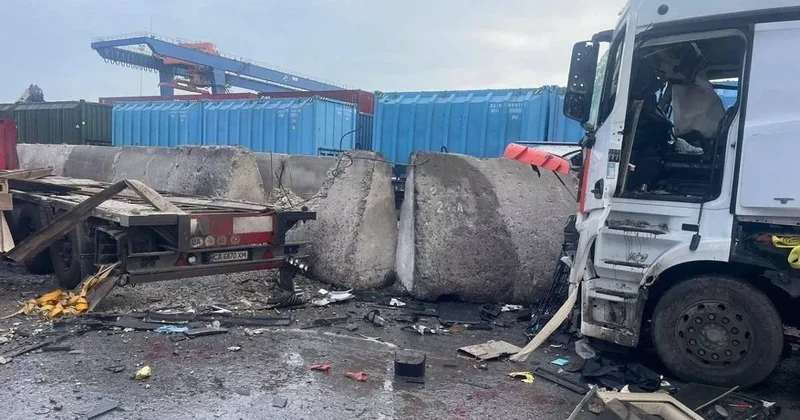 Российская армия нанесла удар по двум портам Одесской области