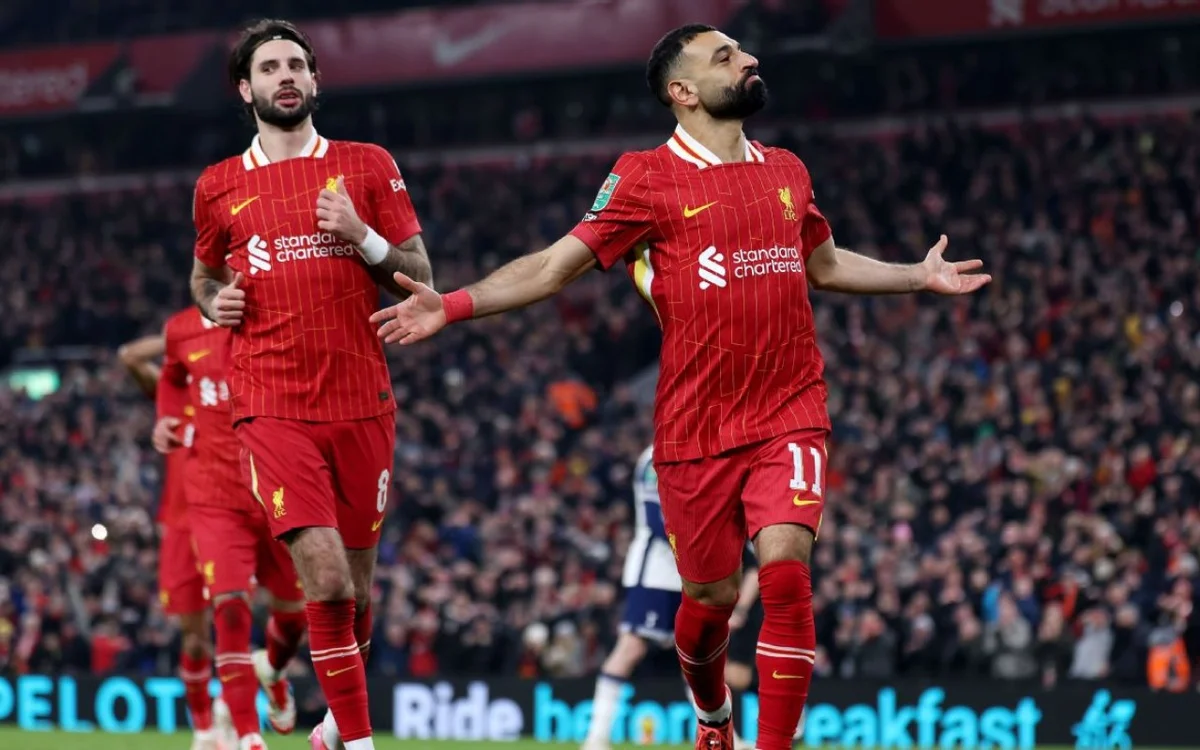 Liverpul Tottenhem səddini 4 qolla keçdi VİDEO