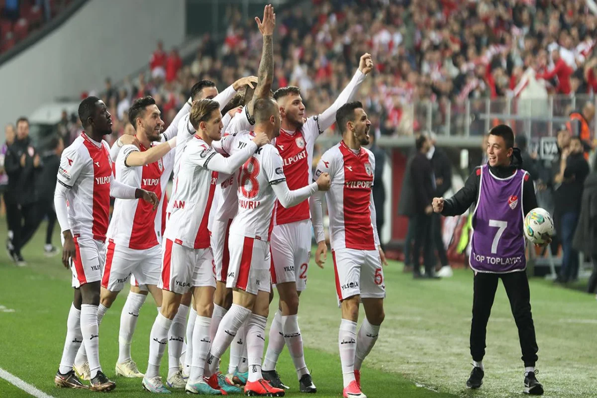 Super Liqa: “Samsunspor” autsayderi xalsız yola saldı