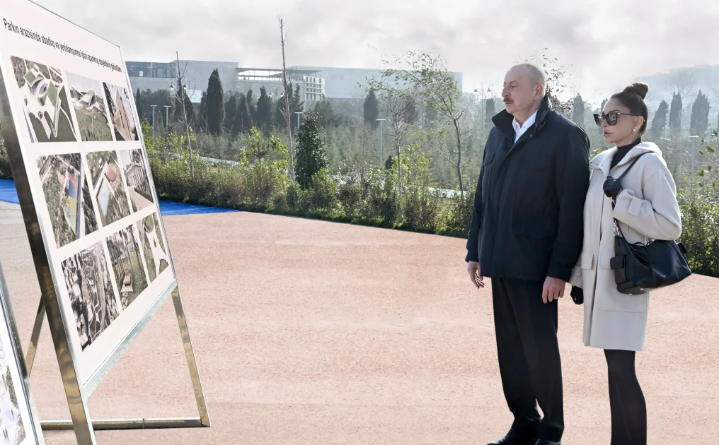 İlham Əliyev və Birinci Xanım Bakıda yeni parkın AÇILIŞINDA FOTO/VİDEO