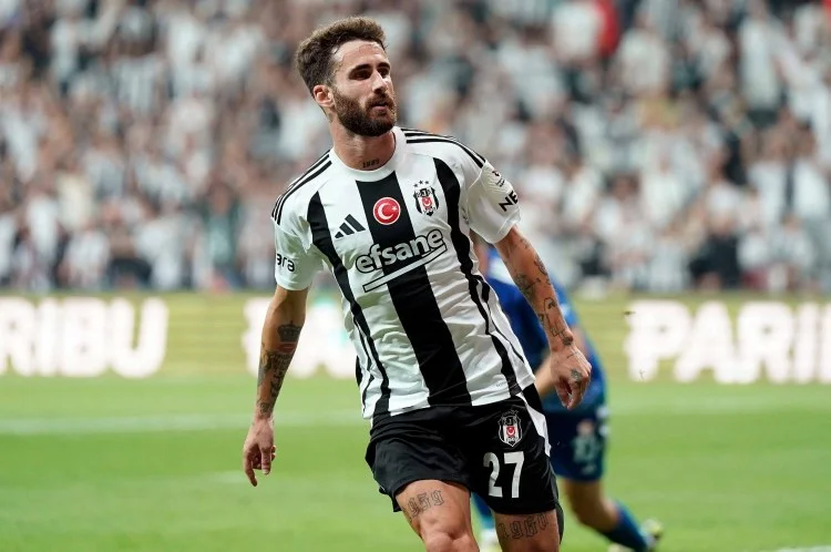 Beşiktaş ın 6 futbolçusu Sivasda oynamayacaq