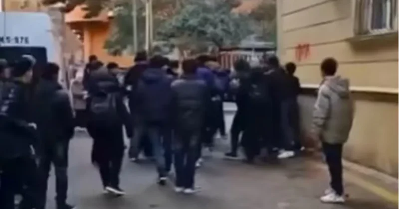 В Хырдалане 15 школьников избили отличника за хорошие оценки? ВИДЕО