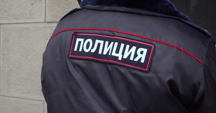 Петербуржец ограбил магазин с помощью консервного ножа