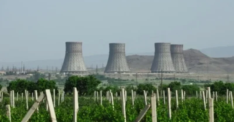 Rusiya Ermənistana atom elektrik stansiyası tikməyi təklif edib