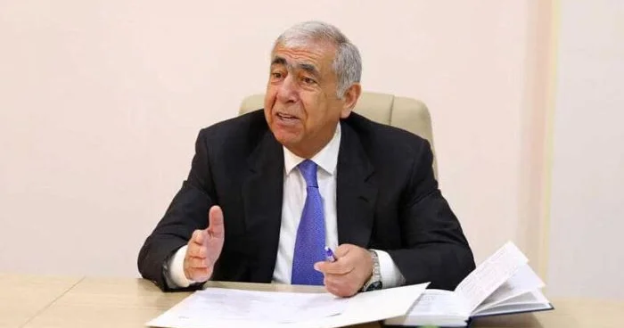 Sabiq deputat: Saleh Məmmədov əlinin altında xeyli sayda reket jurnalist saxlayırdı Onun saat kolleksiyasının dəyəri bir neçə milyon dollardır