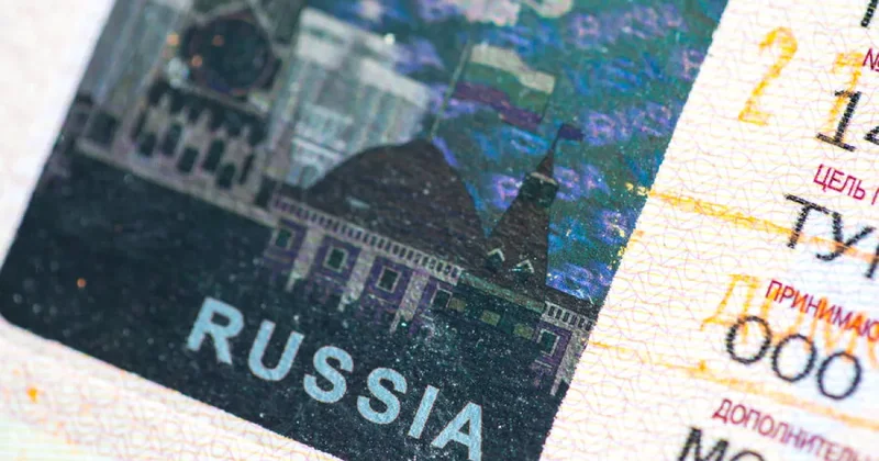 Особенным мигрантам в России будут выдавать визы талантов