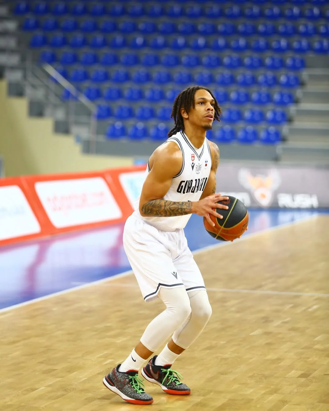 Lənkəran heyətini amerikalı basketbolçu ilə gücləndirib