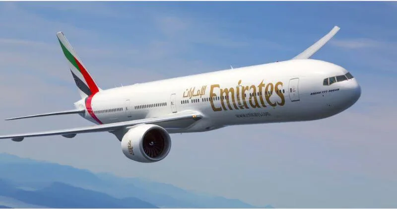 Авиакомпания Emirates приостановила все рейсы в Дубай и обратно