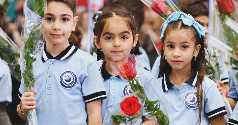 Birinci sinfə qeydiyyat prosesinə hazırlıq: valideynlərin diqqətinə