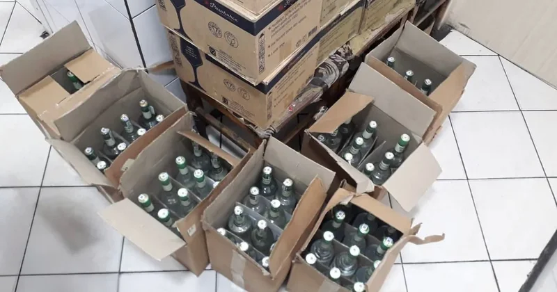 Lənkəranda məşhur restoranda mənşəyi məlum olmayan alkoqollu içkilər aşkarlandı FOTOLAR