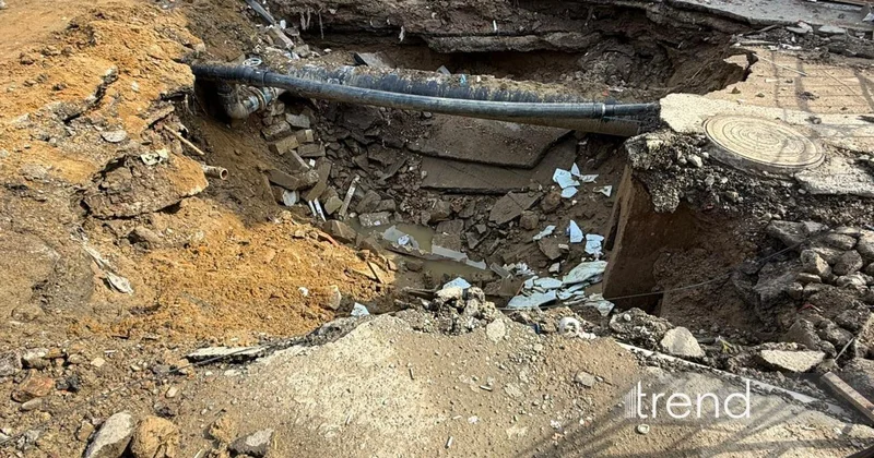 В Баку выявили сотни построек над канализационными коллекторами