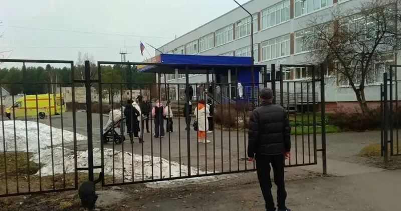 В России ученик ранил учителя: педагог скончалась в больнице ОБНОВЛЕНО