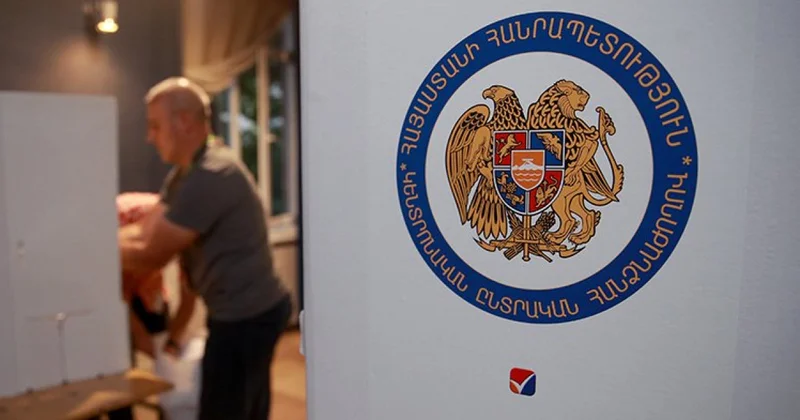 За кого готовы проголосовать армяне?