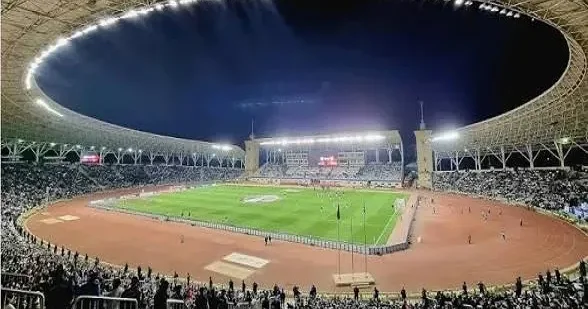 Azarkeşlər Tofiq Bəhramov adına stadiondakı məsafə problemindən narazıdır AÇIQLAMA