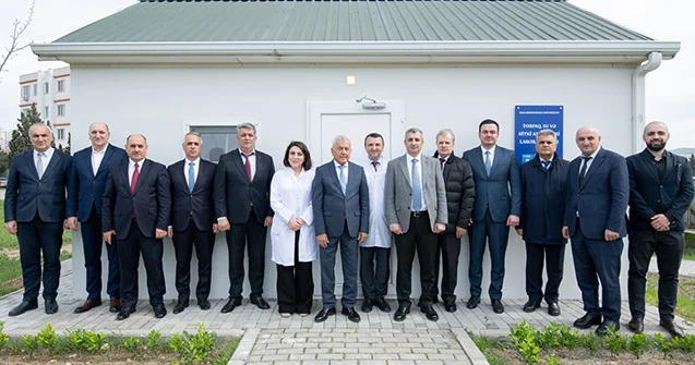 BMU da müasir laboratoriya açıldı Fotolar