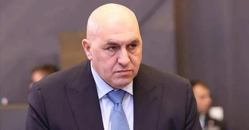 Гвидо Крозетто: Война с Ираном угрожает мировому лидерству США