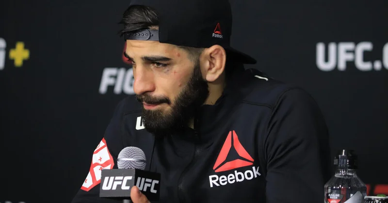Топурия предупредил Трампа перед боем в UFC