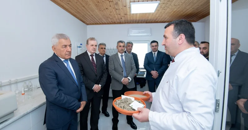 BMU nun rektoru laboratoriyanın açılışında iştirak edib FOTOLAR