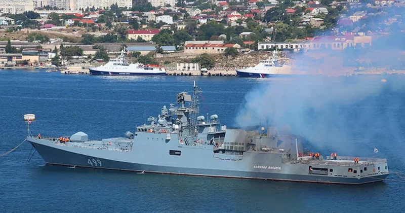 Двойной удар по фрегату Адмирал Макаров ФОТО