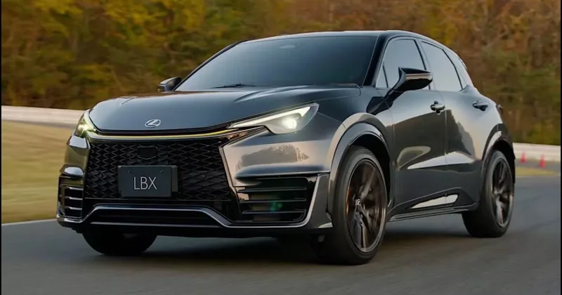 Toyota зарегистрировала в России Lexus LBX