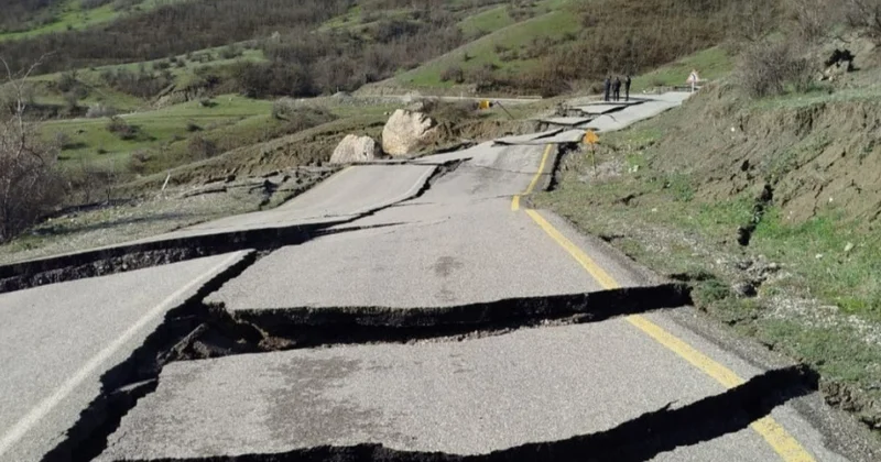 Quba Qonaqkənd yolunda torpaq sürüşməsi 25 yaşayış məntəqəsi ilə nəqliyyat əlaqəsi kəsilib