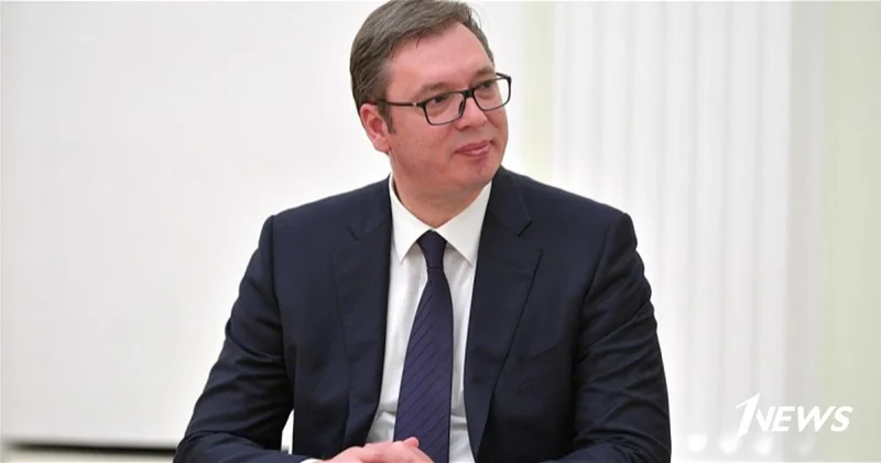 Самолет Вучича совершил экстренную посадку в аэропорту Баку