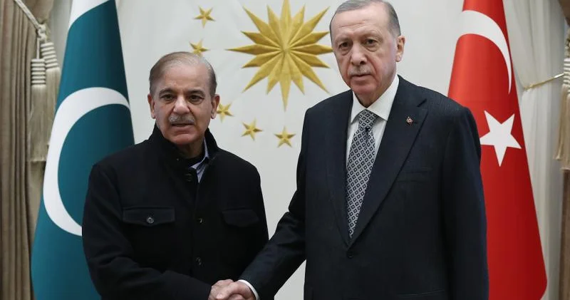 Ərdoğan Pakistanın baş naziri telefonda danışıb: Yanınızdayıq