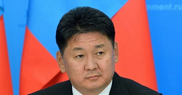 Monqolustan Prezidenti Moskvaya gedib